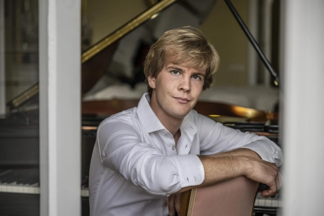 Matyáš Novák magnet na posluchače